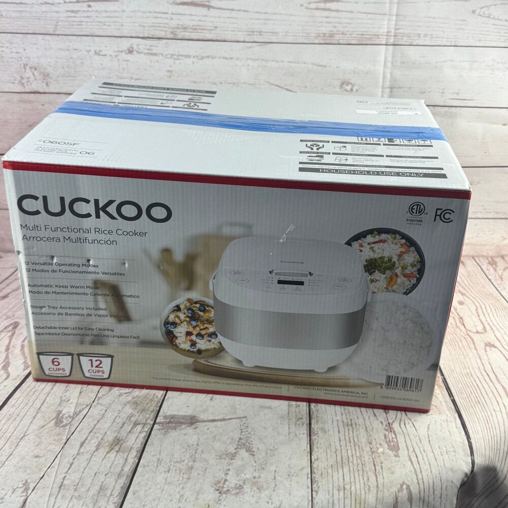 Cuckoo CR-0605F Rice Cooker 6 Cup 580W White 12 Modes Steam Tray